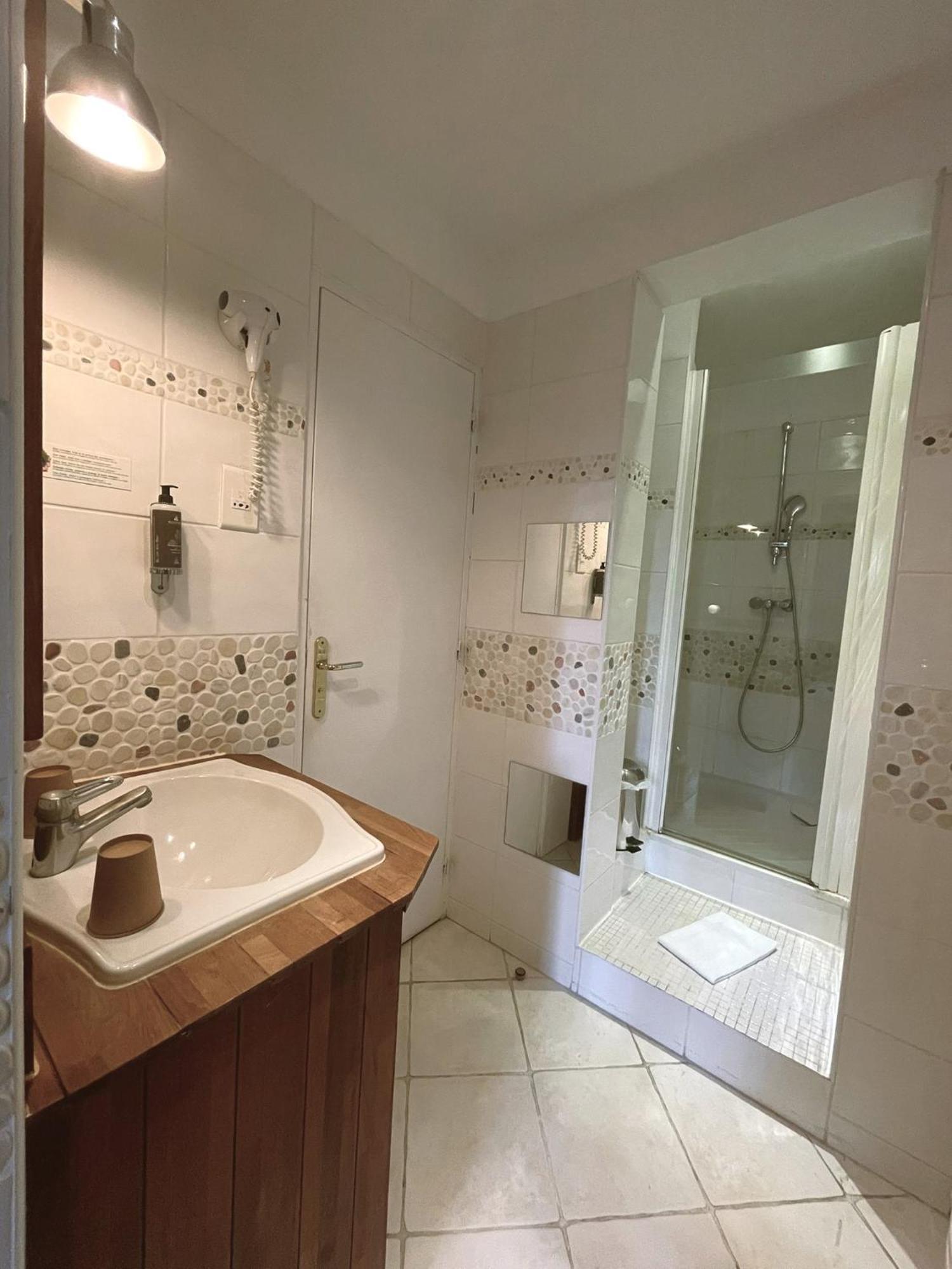 Hostellerie Du Lys Lamorlaye Kültér fotó