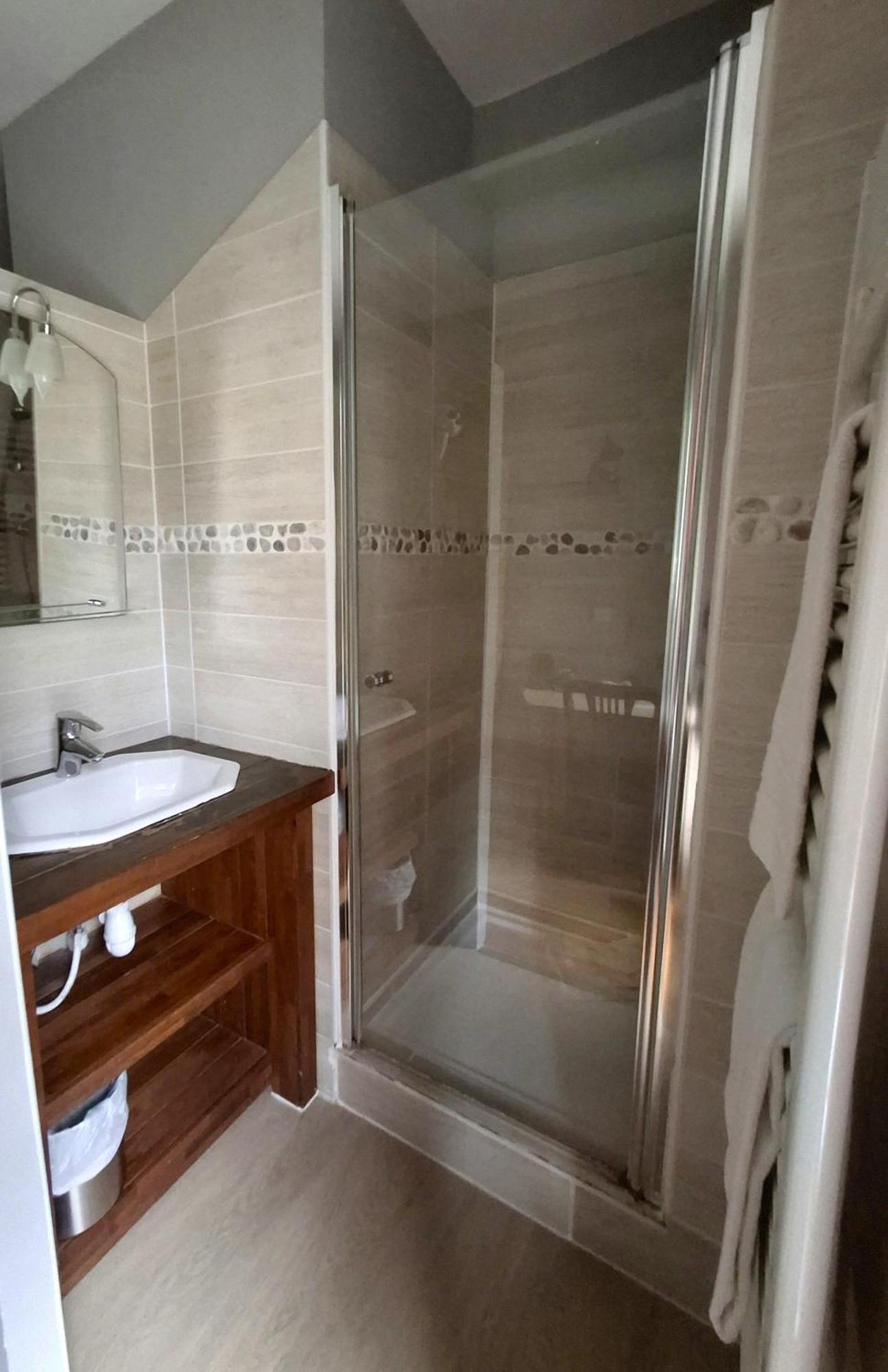 Hostellerie Du Lys Lamorlaye Kültér fotó
