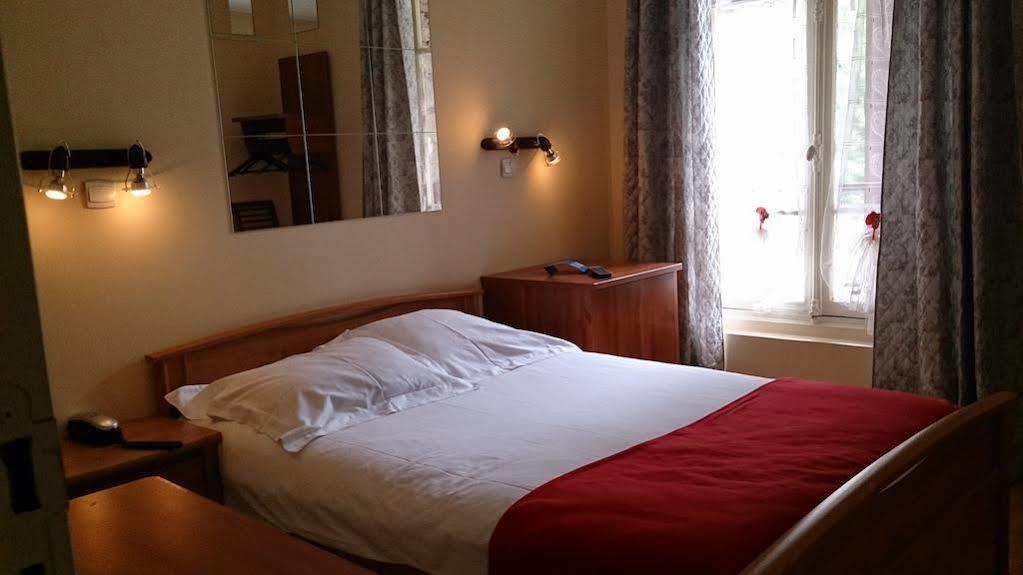 Hostellerie Du Lys Lamorlaye Kültér fotó